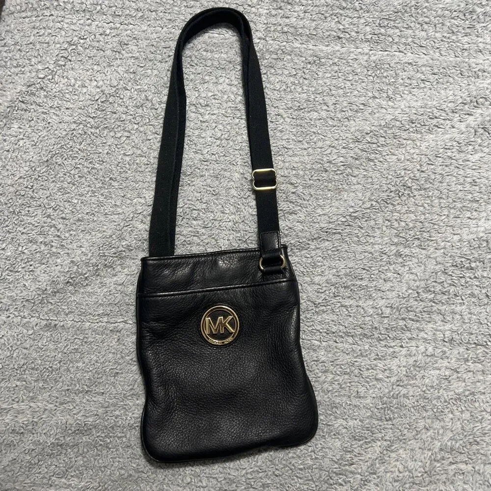 Michael Kors leather adjustable Crossbody bag black